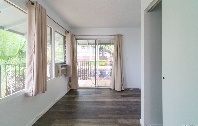 Spacious 1BR/1BA/1PKG near Waikele
