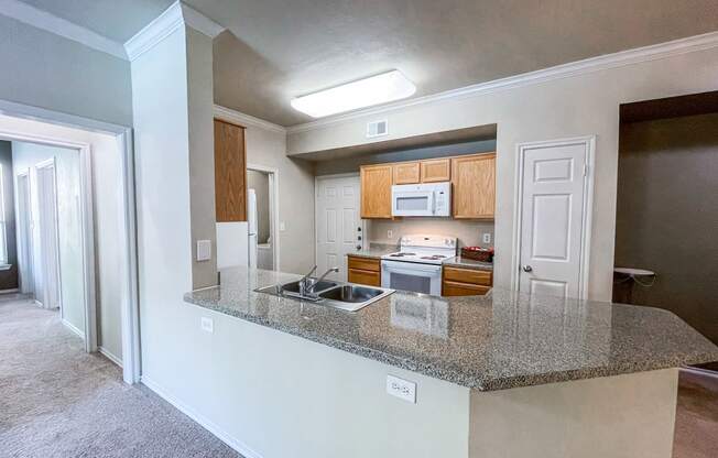 Gates de Provence Apartments in Dallas offers 1, 2 and 3 bedroom apartment homes.