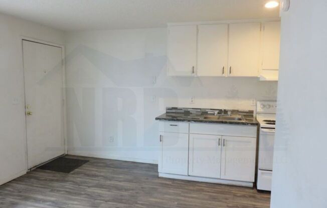 1 bed, 1 bath, 500 sqft, $1,095, Unit Unit 20