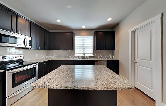 1318 PALM SPG LN