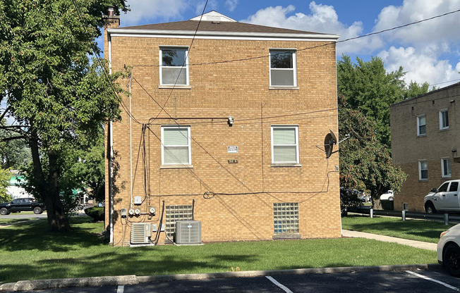 3014 HARLEM AVE