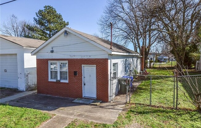 1126 44 ST