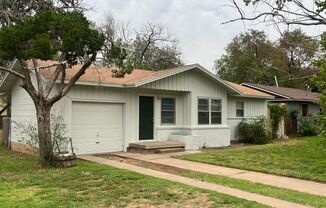 Centrally Located 2/1/1