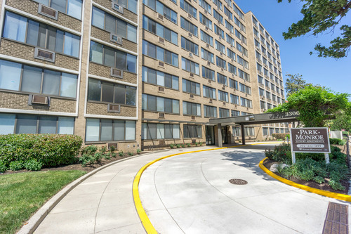 Studio, 1 bath, 405 sqft, $1,695, Unit 0806