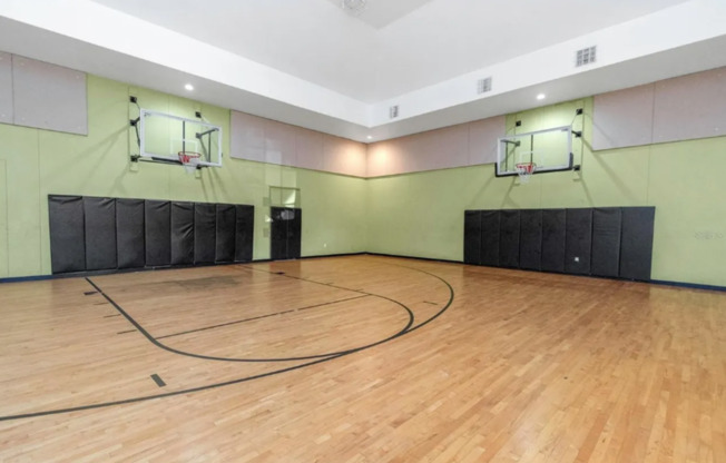 2 beds, 2 baths, $2,050, Unit Unit 5103