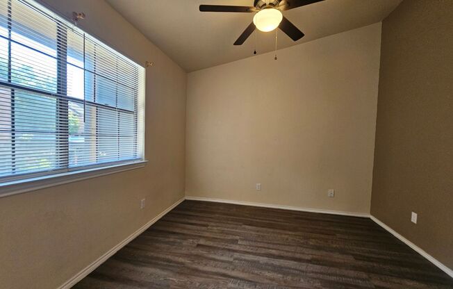 1 bed, 1 bath, $875, Unit # 312