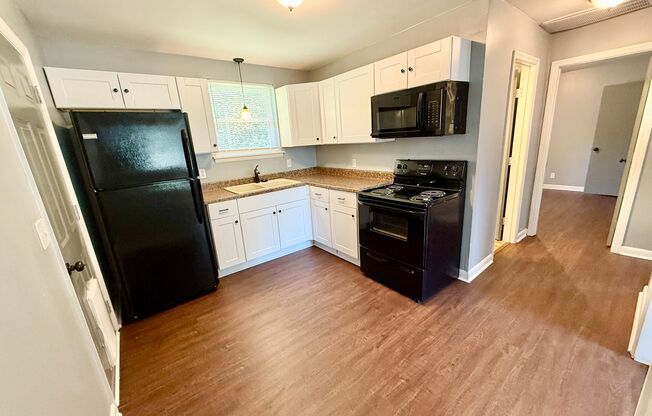 2 Bedroom in Time for Fall! $1450