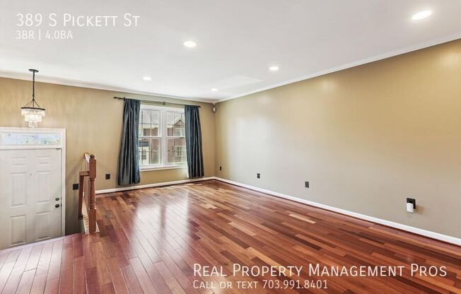 389 S PICKETT ST