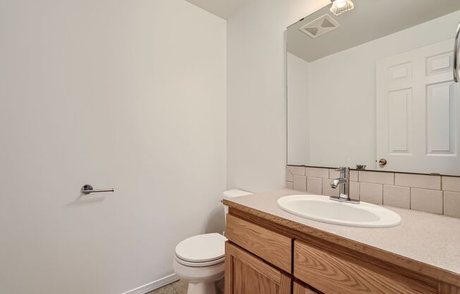 3 beds, 2.5 baths, $3,595, Unit # #A