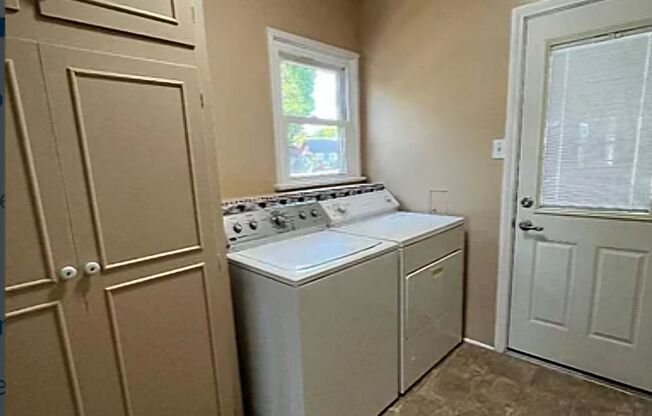 Renovated 3 bed 2 bath.   Ready for move-in
