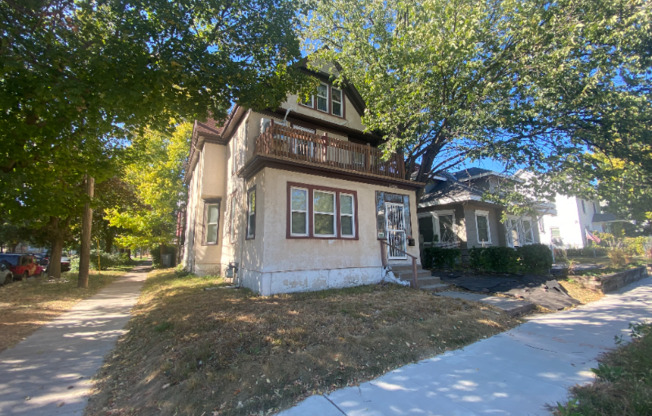 3046 BRYANT AVE S