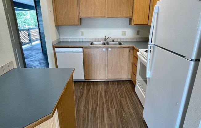 2 beds, 1.5 baths, 950 sqft, $1,550, Unit C308