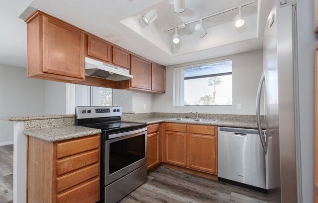 2 beds, 2 baths, $1,400, Unit Building 4