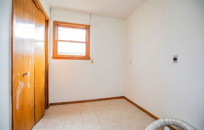 3 beds, 2 baths, $1,995