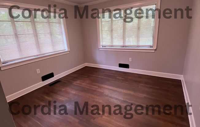 2 Bedroom For Rent in Decatur - Gorgeous Hardwood Floors - Pet Friendly