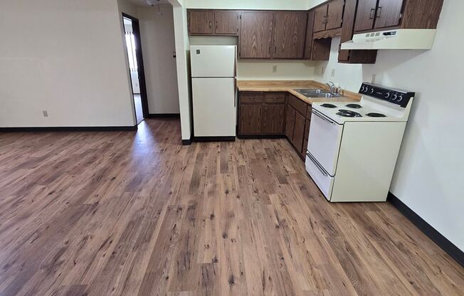 1 bed, 1 bath, 595 sqft, $1,009, Unit 1696-05