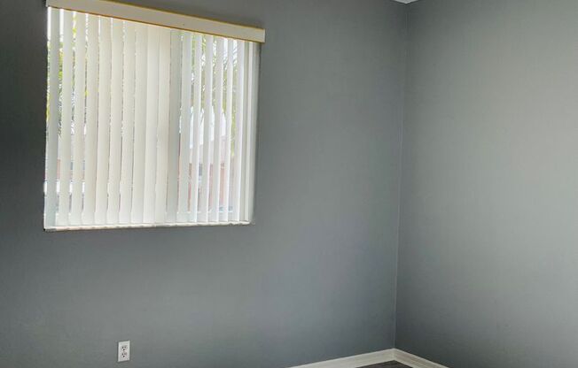 2 beds, 2 baths, 1,087 sqft, $1,450, Unit 1117 Unit 4