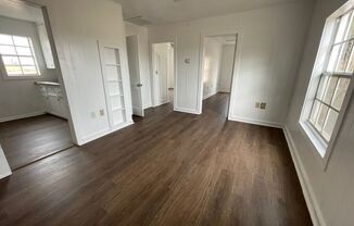 102 N 11 ST