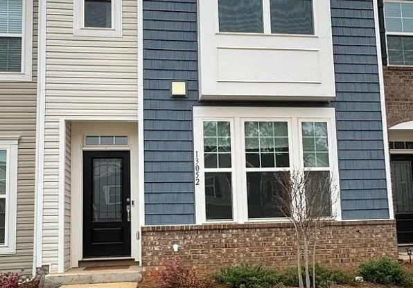 13052 COTTAGE CRES LN