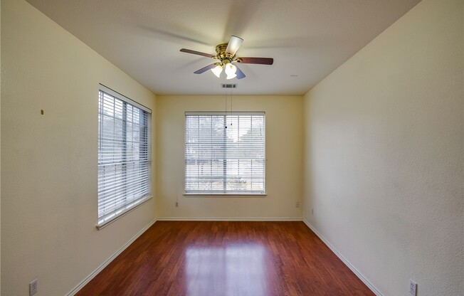 10528 S CANOA HLS TRL