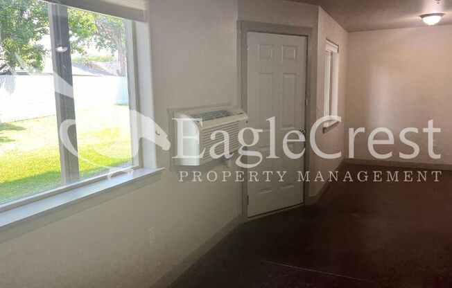 2 beds, 1.5 baths, $1,495