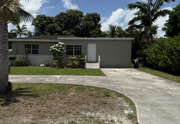 328 S BISCAYNE RIV DR