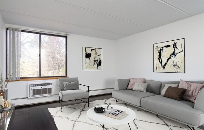 2 beds, 1.5 baths, 893 sqft, $1,495, Unit 304