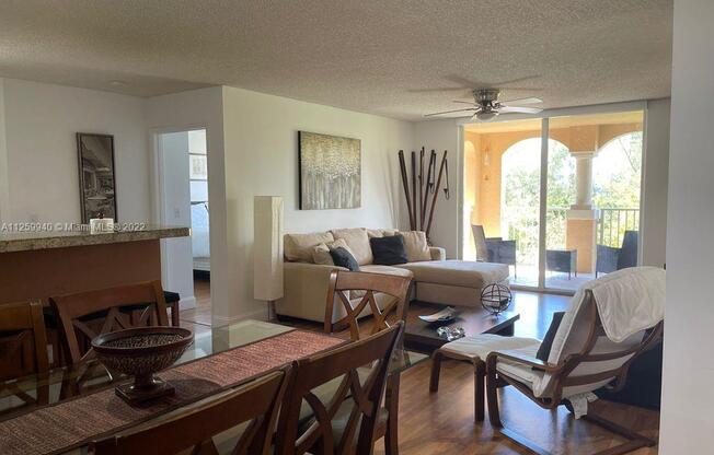 19555 E Country Club DR