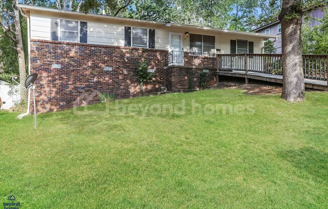 Beautiful and Modern 3 BD 1 BA with 1,196 sq ft of space!