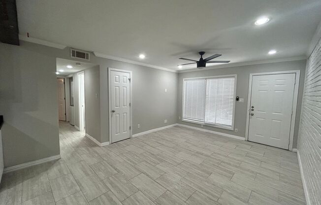 2 beds, 1 bath, 1,050 sqft, $1,595, Unit 104