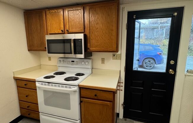 1752 W 11th Ave - CJ