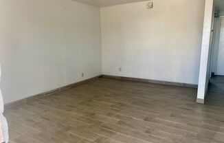 2 beds, 1 bath, $850