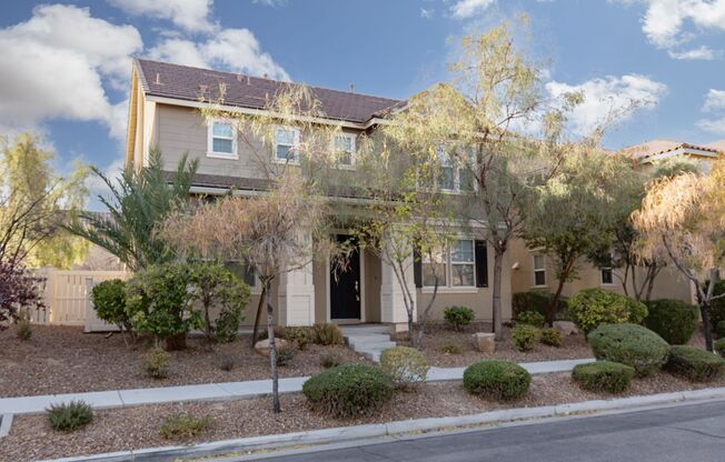 Beautiful home in Inspirada with stainless steel and granite.