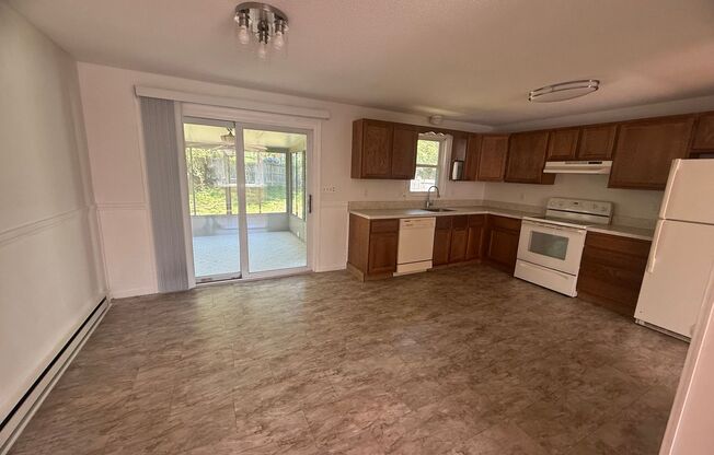 75 Harold, Farmington – 3 Bed, 3 Bath in CT