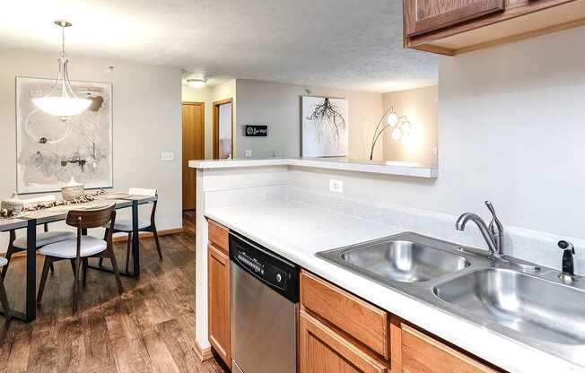 Gourmet Kitchen at Tiburon View Apartments, Omaha, NE
