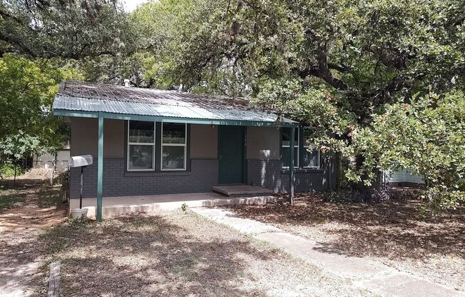 Cute bungalow in Boulden Creek