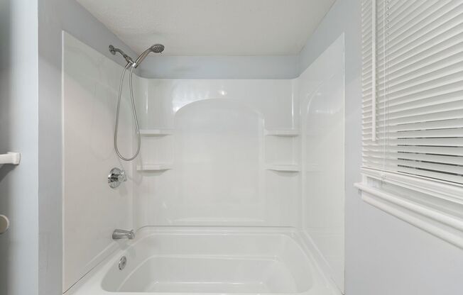 2 beds, 2 baths, 770 sqft, $1,950, Unit 264-03