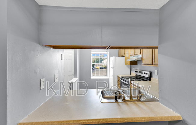564 LEX DR