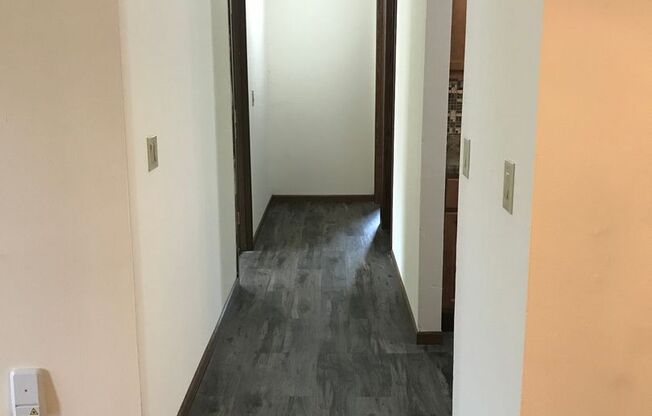 2 beds, 1.5 baths, 1,040 sqft, $1,800, Unit 3172-101