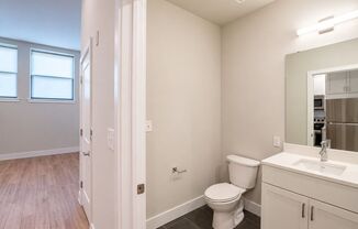 Studio, 1 bath, 370 sqft, $1,118, Unit 004