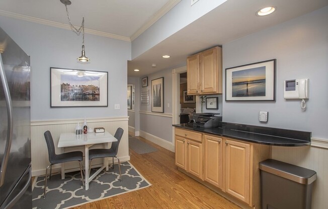 633 DORCHESTER AVE