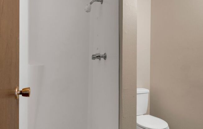 3 beds, 2 baths, 1,026 sqft, $1,450