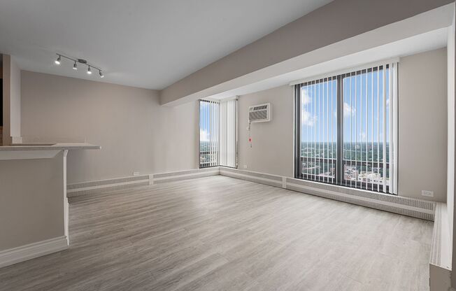 1 bed, 1.5 baths, 662 sqft, $2,400, Unit 26L