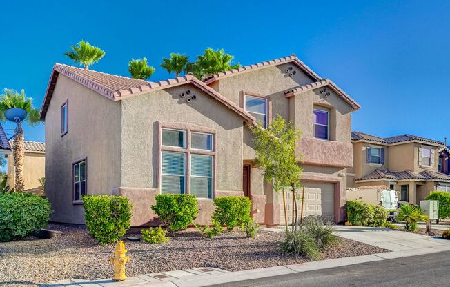 Stunning 4 Bed 2.5 Bath!