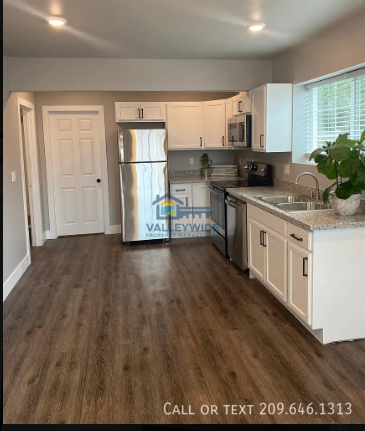 2416 E ST ADU