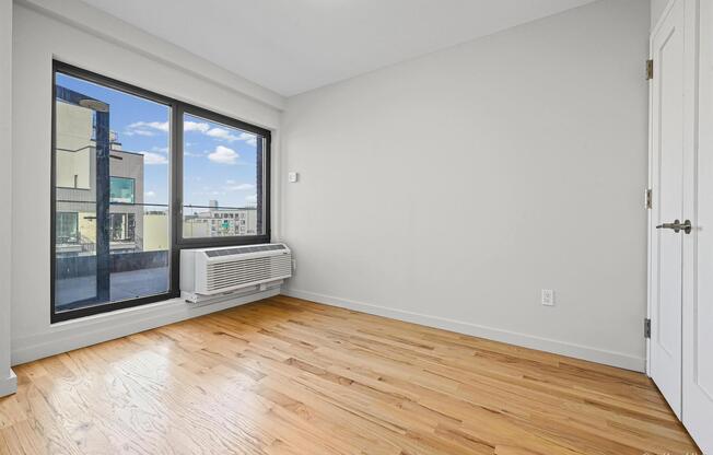 1 bed, 1 bath, 631 sqft, $5,500, Unit 6B