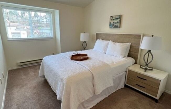 2 beds, 2 baths, 1,030 sqft, $1,735, Unit 811