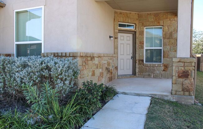 4-BEDROOM IN SAENGERHALLE, COMAL ISD