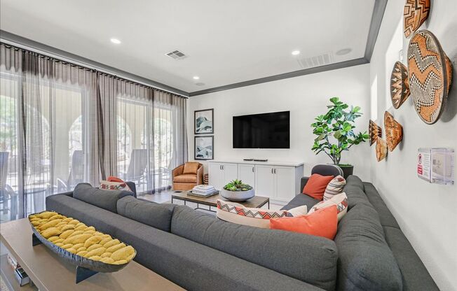 2 beds, 2 baths, $2,100