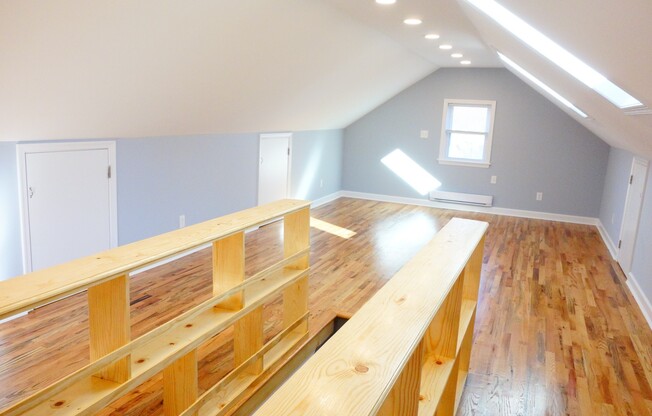 907 Hudson Avenue FHY Properties, LLC